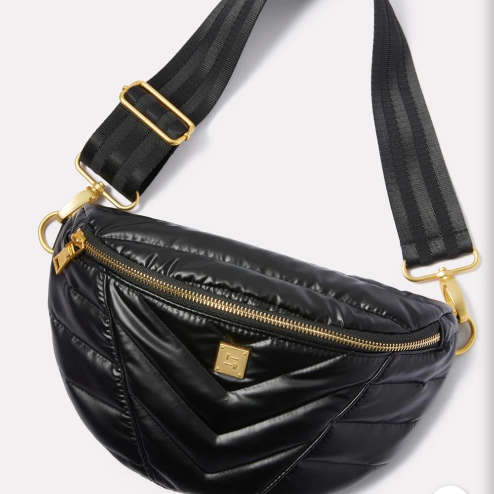 Think Royln Runaway Bag - like new